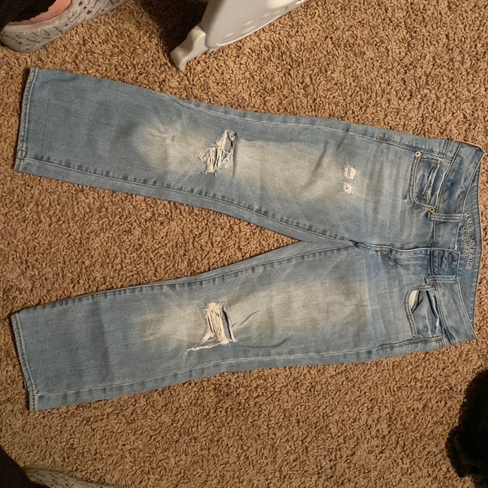 artist crop street AEO blue jeans